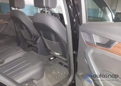 2021 Audi Q5 Premium 45 Tfsi Quattro S Tronic z USA, uszkodzony, nr VIN WA1AAAFY0M2102598